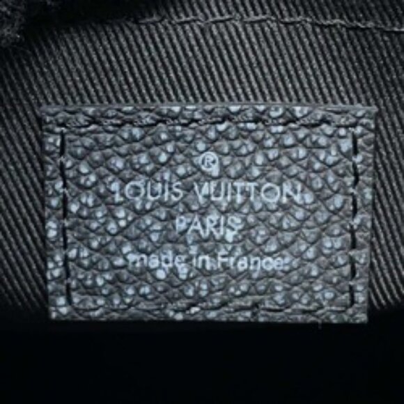 Louis Vuitton Monogram Debossed City Keepall M21448 - COA Included - Picture 12 of 13